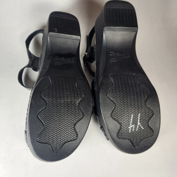 DANSKO Women's Sissie Sandal 38 / 7.5 Black Patent Leather Open Toe Strappy Shoe - Picture 9 of 11